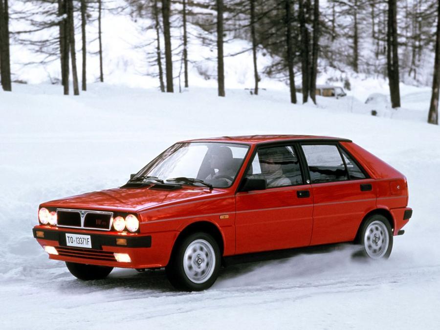  Lancia Delta HF 4WD 1986 года  (фото 5 из 12)